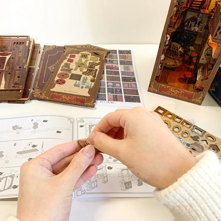 Book Nook - Magic World - Image 7