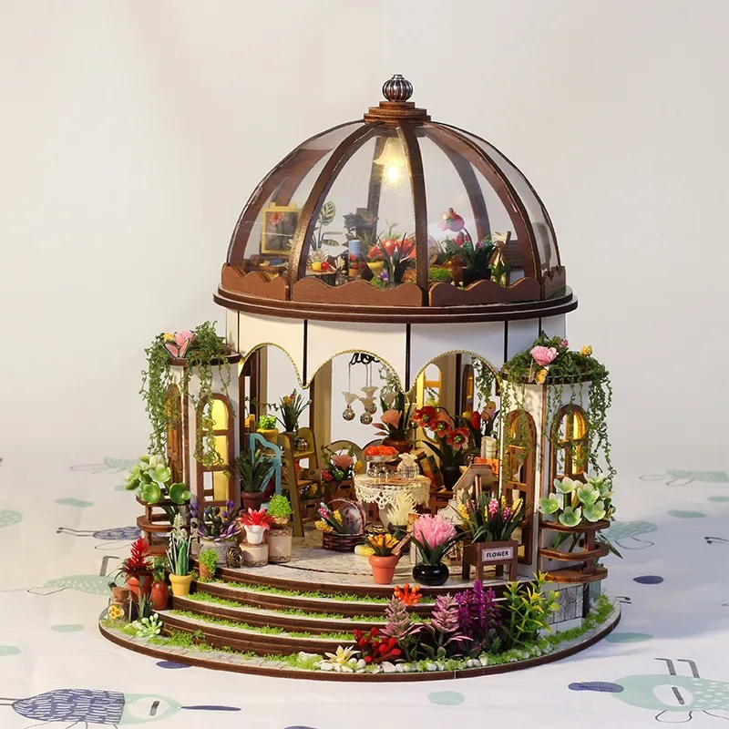 Miniature House - Hanging Garden - Image 4